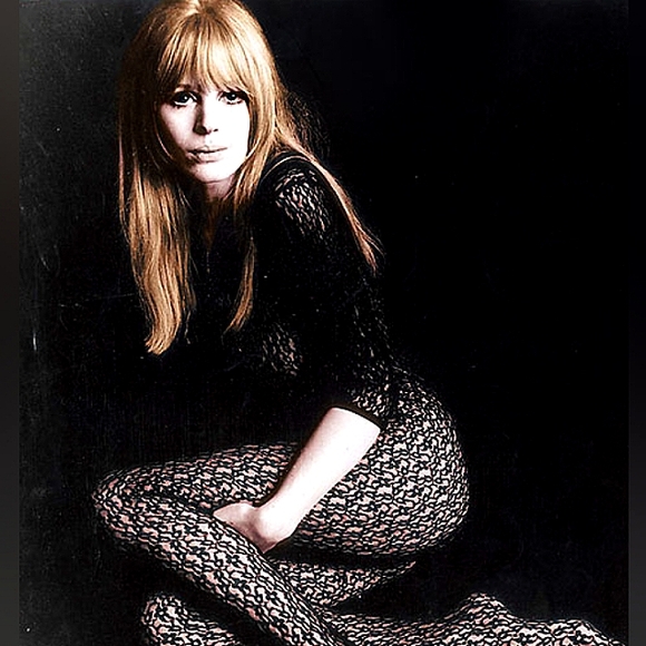 🌙Meet your Posher, Jess🌙 - Picture 8 of 9